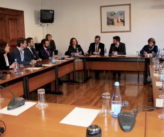 me_dicos_na_com_parlamentar_sau_de